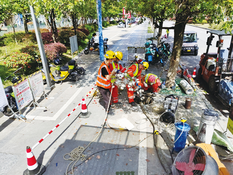  鹿邑UV-CIPP紫外光固化修复